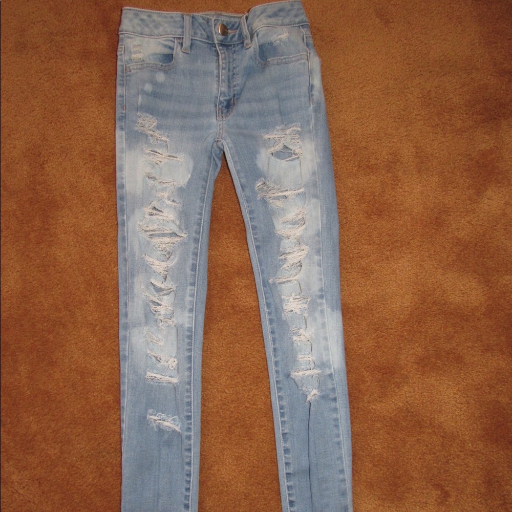 Mid ride American eagle distress light wash jeans